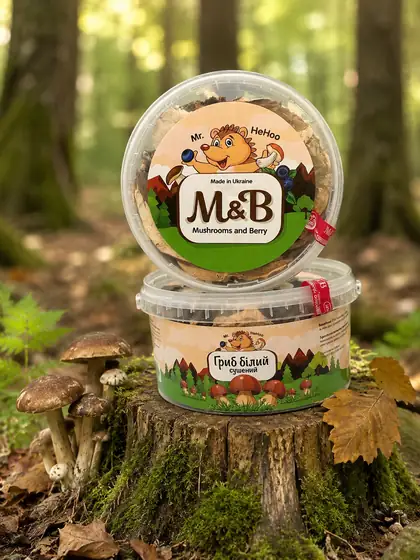 Сушені білі гриби M&B у фірмовому відерці